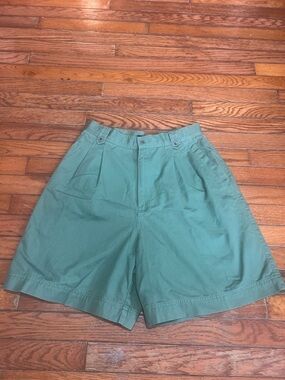 LIZSPORT  vintage Olive Green Cotton Shorts - Size 12